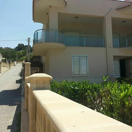 Nyaraló Riva San Marco Sciacca