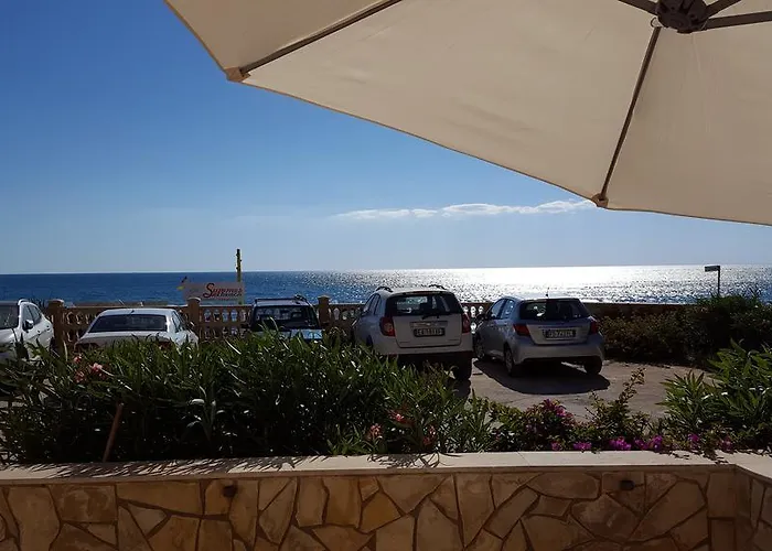 בית נופש Riva San Marco שאקה